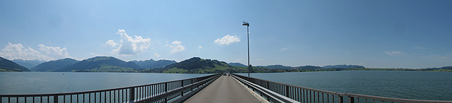 Sattelegg - Westrampe unten Sihlsee Pano