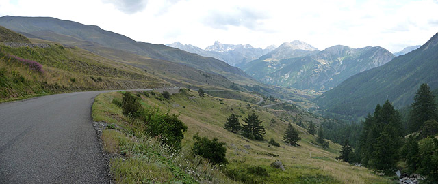 Vars - Pano Südrampe